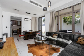 Villa 3BR with Pool, Gym and Kid's Playground